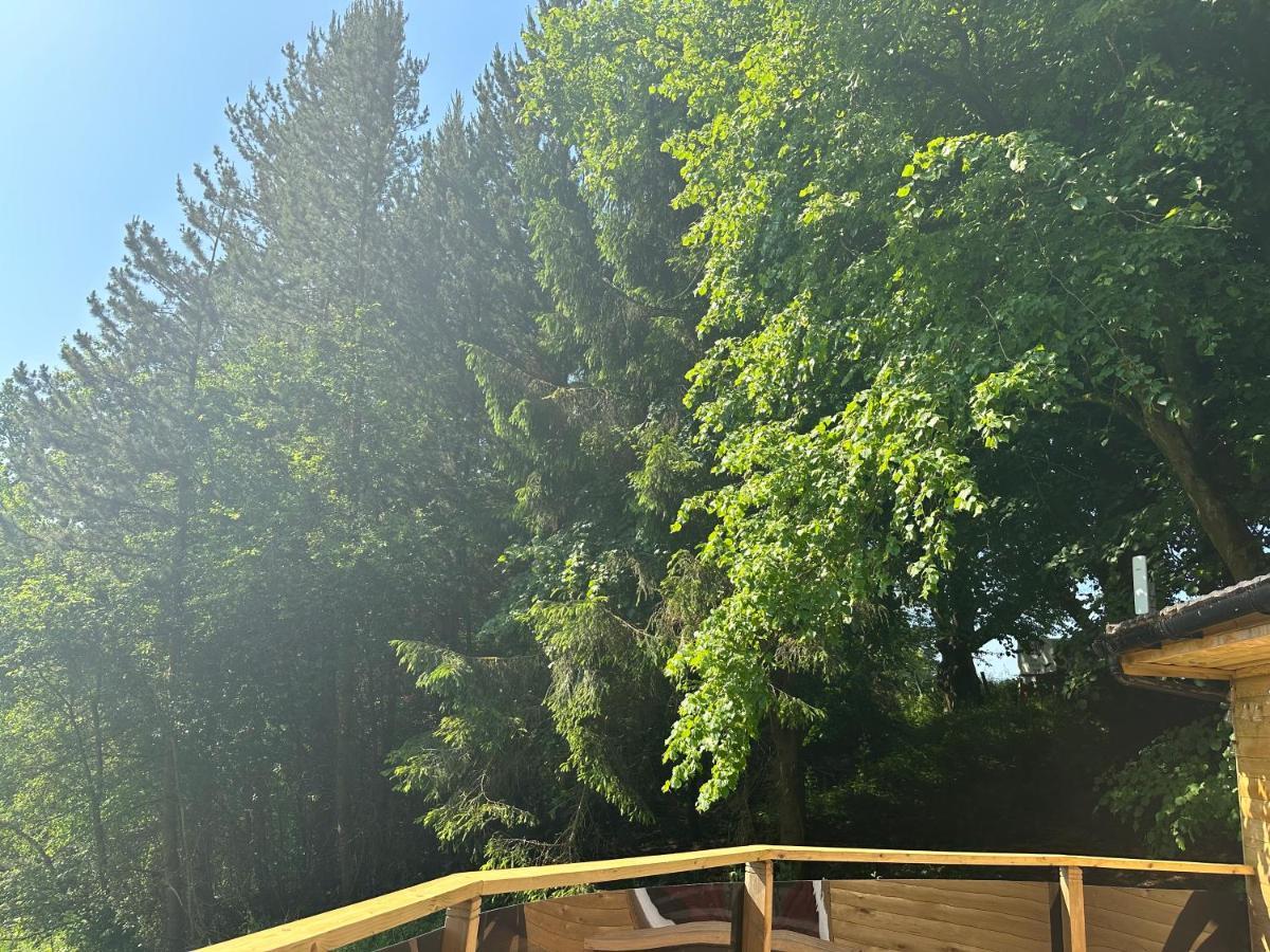 Unique Orchard Lodge For Couples With Hot Tub Strathaven Exterior photo